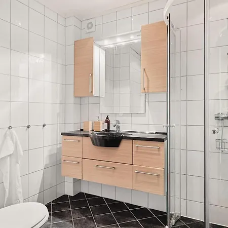 Dinbnb Homes I Idyllically Located 4-Bedroom Home Bergen Exterior photo