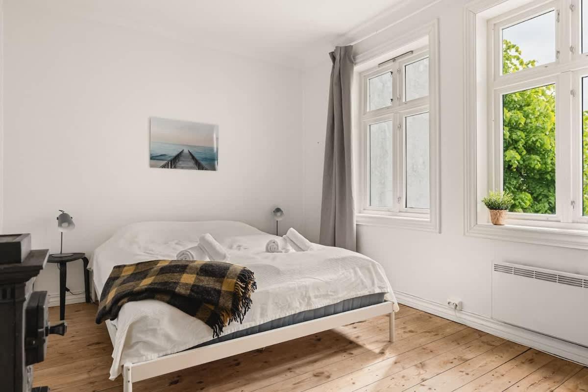 Ferienhaus Dinbnb Homes I Idyllically Located 4-bedroom *